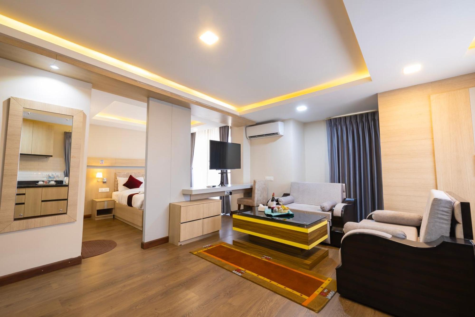 Divine Kathmandu Hotel Exterior photo