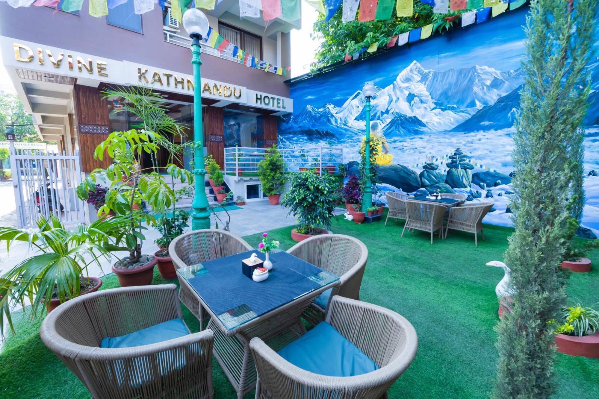 Divine Kathmandu Hotel Exterior photo